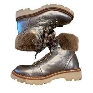 Bionico Ice Blue Metallic All Weather Boots  in a Women’s Size 8